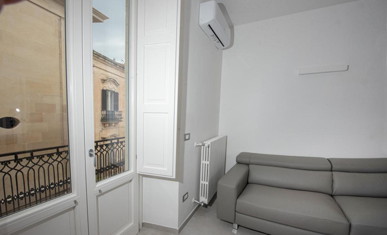 Lecce Santa Chiara Terrace Piano Rialzato Apartment Екстериор снимка