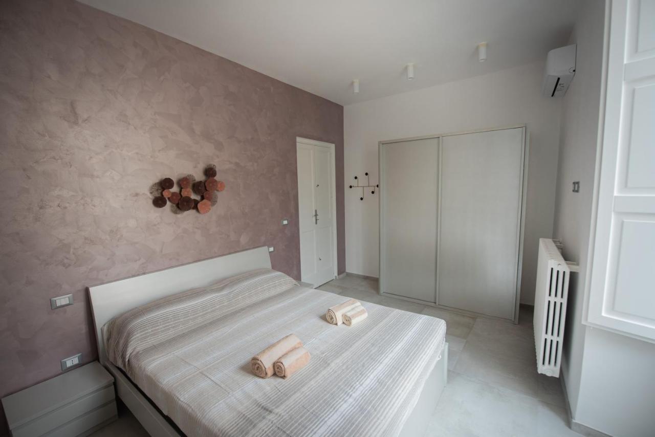 Lecce Santa Chiara Terrace Piano Rialzato Apartment Екстериор снимка