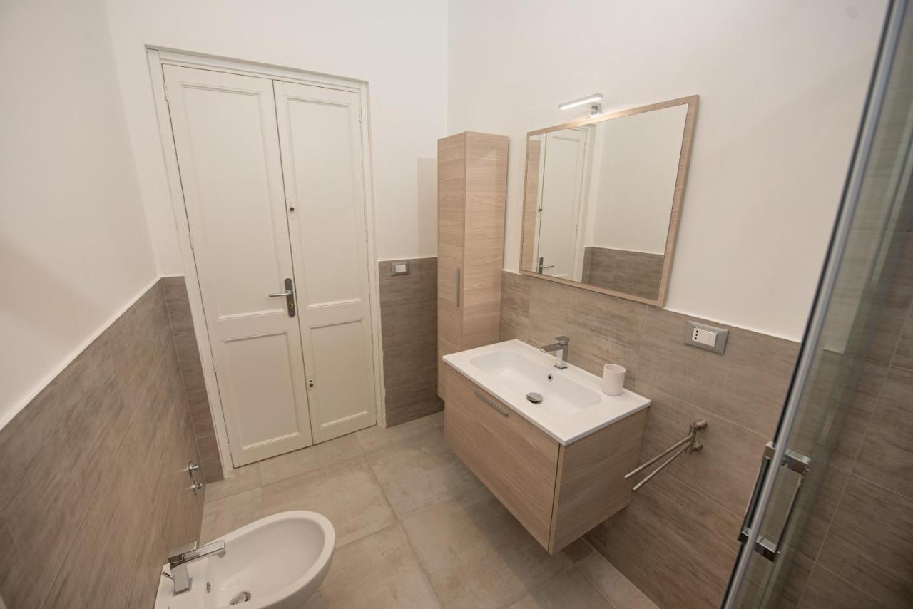 Lecce Santa Chiara Terrace Piano Rialzato Apartment Екстериор снимка