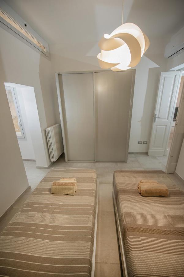 Lecce Santa Chiara Terrace Piano Rialzato Apartment Екстериор снимка